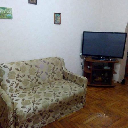 Akhmeteli Apartment Old บาทูมิ ภายนอก รูปภาพ