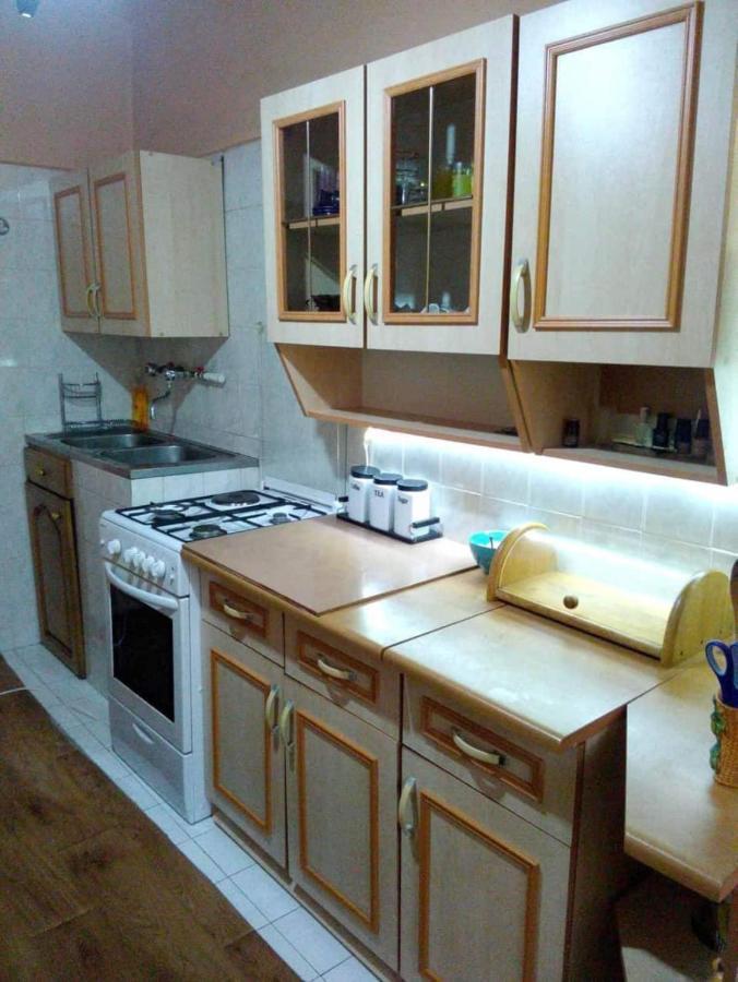 Akhmeteli Apartment Old บาทูมิ ภายนอก รูปภาพ
