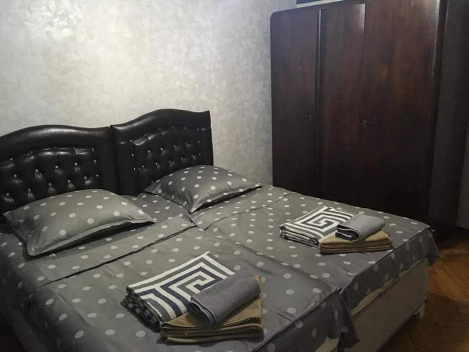 Akhmeteli Apartment Old บาทูมิ ภายนอก รูปภาพ